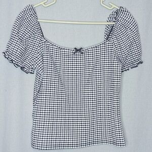 Black & White Gingham Puff Sleeve Top